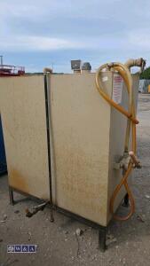 MUSGRAVE 1000ltr fuel tank c/w hand pump - 3