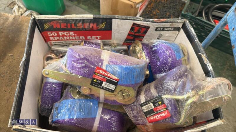 Box of 4m ratchet straps (unused)