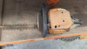 MCCULLOCH petrol hedge trimmer