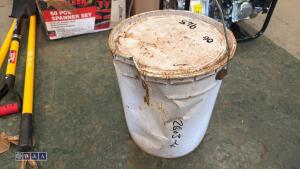 Tin of floor paint (brown) - 3
