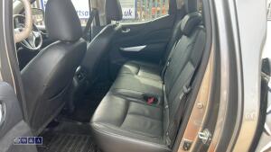 2017 NISSAN NAVARA TEKNA DCI 7-speed automatic pick-up, full leather, rear privacy glass, rear roller cover (YL17 UYV)(MoT 29th December 2026)(V5 in office) - 16