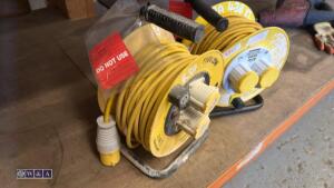 2 x 110v cable reels - 3