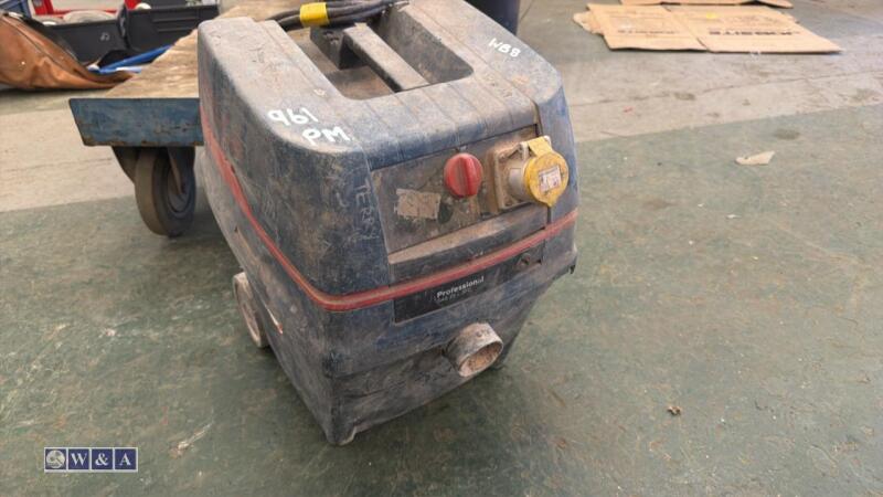 BOSCH GAS25 110v dust control vacuum unit (WB7)