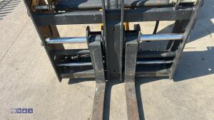 2015 JCB 535-140 telescopic handler (SJ64 YYS) - 9