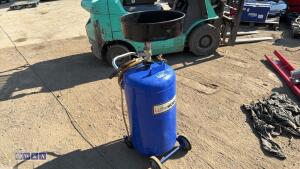 Waste liquid oil collector unit