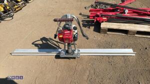 Petrol powdered concrete screed c/w 2m beam (unused)
