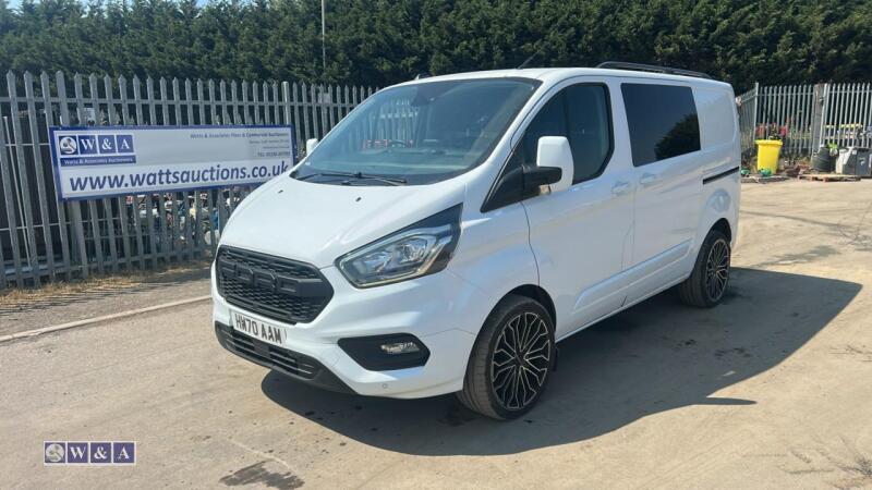 2021 FORD TRANSIT CUSTOM 300 LIMITED E-BLUE 6-speed manual diesel panel van (HW70 AAM)(MoT 22nd January 2027)(V5 in office)