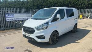 2021 FORD TRANSIT CUSTOM 300 LIMITED E-BLUE 6-speed manual diesel panel van (HW70 AAM)(MoT 22nd January 2027)(V5 in office)