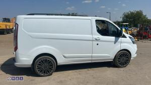 2021 FORD TRANSIT CUSTOM 300 LIMITED E-BLUE 6-speed manual diesel panel van (HW70 AAM)(MoT 22nd January 2027)(V5 in office) - 6