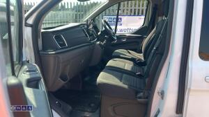 2021 FORD TRANSIT CUSTOM 300 LIMITED E-BLUE 6-speed manual diesel panel van (HW70 AAM)(MoT 22nd January 2027)(V5 in office) - 16