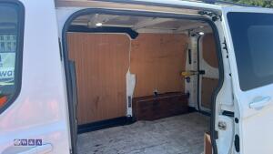 2021 FORD TRANSIT CUSTOM 300 LIMITED E-BLUE 6-speed manual diesel panel van (HW70 AAM)(MoT 22nd January 2027)(V5 in office) - 18
