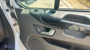 2021 FORD TRANSIT CUSTOM 300 LIMITED E-BLUE 6-speed manual diesel panel van (HW70 AAM)(MoT 22nd January 2027)(V5 in office) - 22
