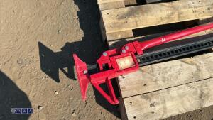 60'' farm jack (red) (unused)