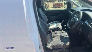 2015 VOLKSWAGEN CADDY C20 STARTLINE TDI 5-speed manual diesel van, c/w side loading door (HJ65 ELH)(MoT 6th October 2026)(V5, service history & spare keys in office) - 19