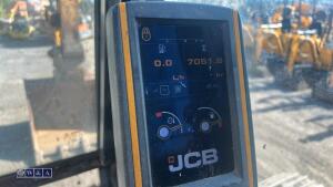 2013 JCB JS130LC steel tracked excavator (s/n 2133872) c/w boxing ring, bucket & Q/hitch - 23
