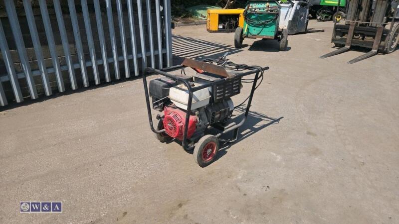 HONDA 200amp welder/generator with leads