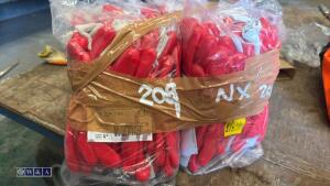 Quantity of gloves