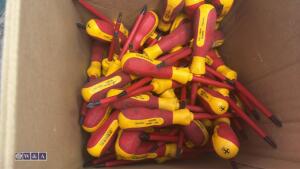 Box of electrical screwdrivers - 3