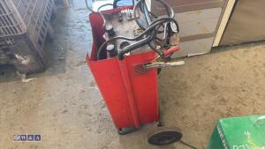 SEALEY SUPERSTART 520/1 jump start c/w charger - 3