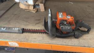 HUSQVARNA 18H petrol hedge trimmer