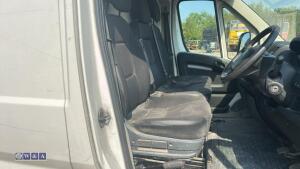 2020 CITROEN RELAY 35 L2H2 ENTERPRISE BHDI S/S EURO6 6-speed manual diesel van (MW70 EXS)(MoT 30th December 2026)(V5 in office) - 19
