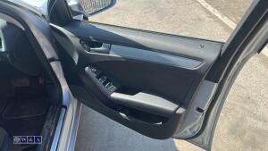 2010 AUDI A4 AVANT SE TDI automatic diesel estate car (FY60 WYW)(MoT 22nd August 2026)(V5, spare key, folder of history, service book & remote in office) - 21