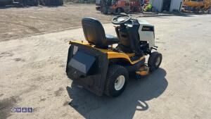 2012 MTD CUB CADET CC1018KHN ride on mower c/w hydrostatic drive, Kawasaki twin cylinder engine - 5