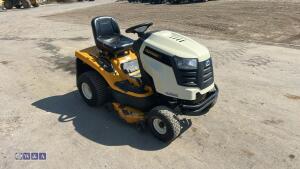 2012 MTD CUB CADET CC1018KHN ride on mower c/w hydrostatic drive, Kawasaki twin cylinder engine - 7