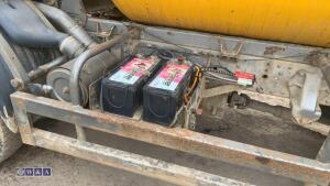 1996 IVECO 7000ltr site fuel tanker (N195 NFB) (Clutch and Brake fault) (All hour / odometer readings are unverified and unwarranted) - 16