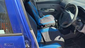 2007 KIA PICANTO GS 5-door 5-speed manual 1.0l petrol hatchback car (YY57 HWZ (MoT 23rd November 2026)(V5 MoT, some history & manuals in office) - 24
