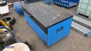 Small site vault