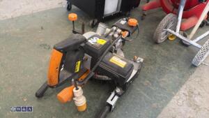 EVOLUTION 110v sliding mitre saw - 5