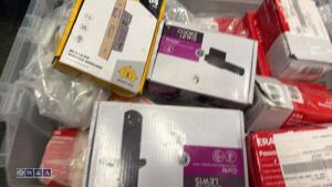Box of ironmongery hinges, handles, locks - 3
