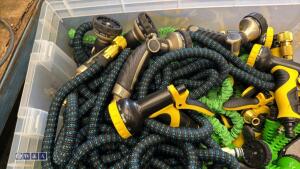 Box of expandable garden hoses, spray guns - 3