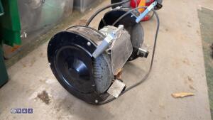 TITAN 240v twin wheeled bench grinder