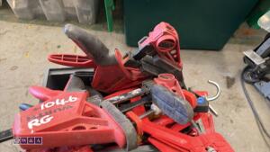 Quantity of clamps - 2