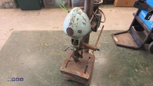 240v pillar drill - 4