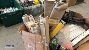 Box of light bulbs - 3