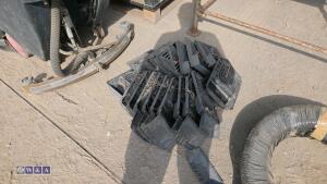 Quantity of drain covers