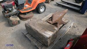 Blacksmiths anvil c/w horse shoe last & wooden block stand - 2