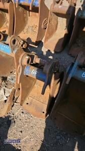 9'' digging bucket (30mm pins)