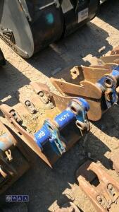 1ft digging bucket (30mm pins) - 3