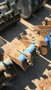 1ft digging bucket (30mm pins) - 3