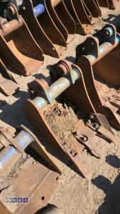 1ft digging bucket (30mm pins)