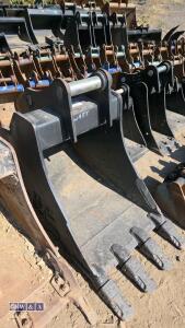 23'' digging bucket c/w bolt on blade to suit 5-6t excavator (60mm pins) - 3