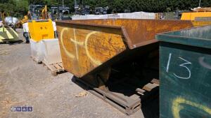 Forklift tipping skip - 2