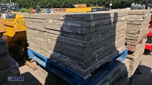 Pallet of concrete flags (3 x 2)(approximately 20)