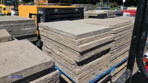 Pallet of concrete flags (3 x 2)(approximately 20)