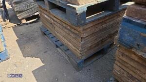 Pallet of concrete flags (3 x 2)(approx 20)