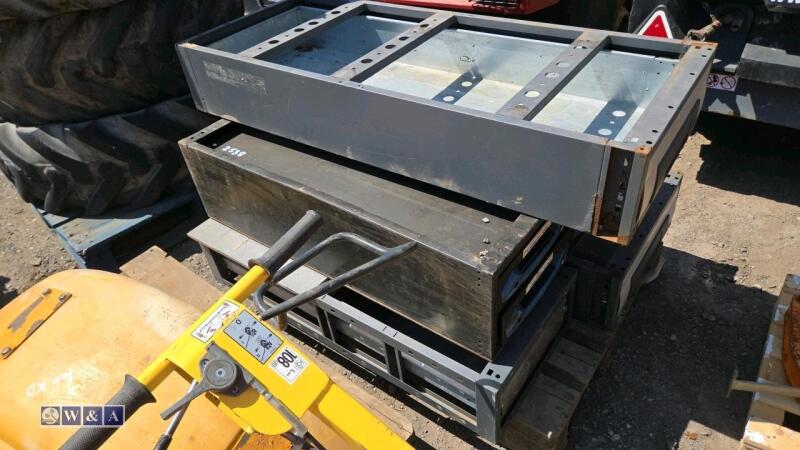 Quantity of metal drawers